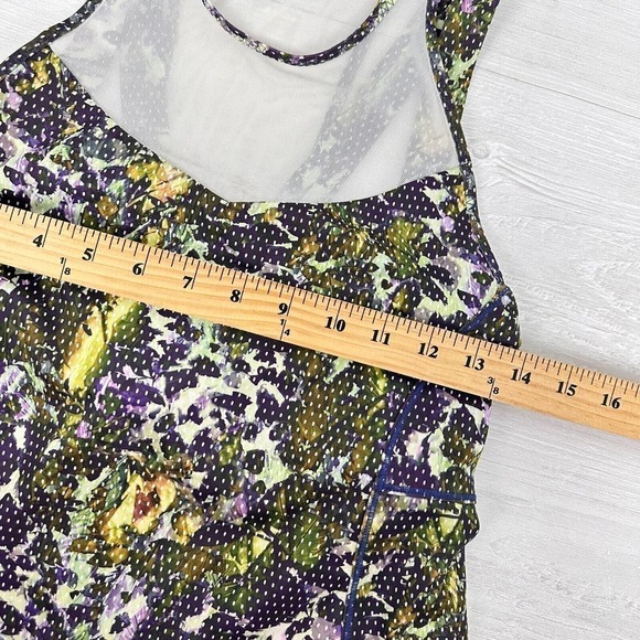 LULULEMON Running in the City Tank Top Women Size 6 Floral Mesh Green Yoga Gym - Picture 10 of 13